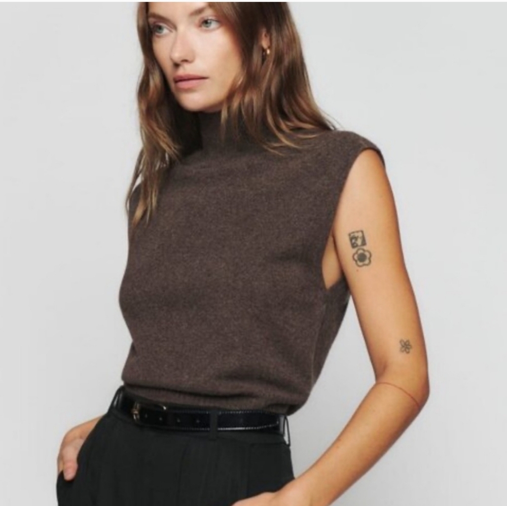 Reformation Top